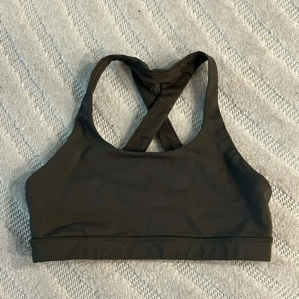 Lululemon Time To Sweat Bra in Deep Camo - Size 8